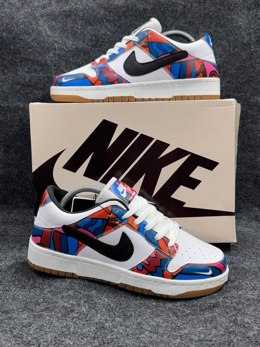 NIKE SB DUNK WITH ORIGINAL BRAND BOX